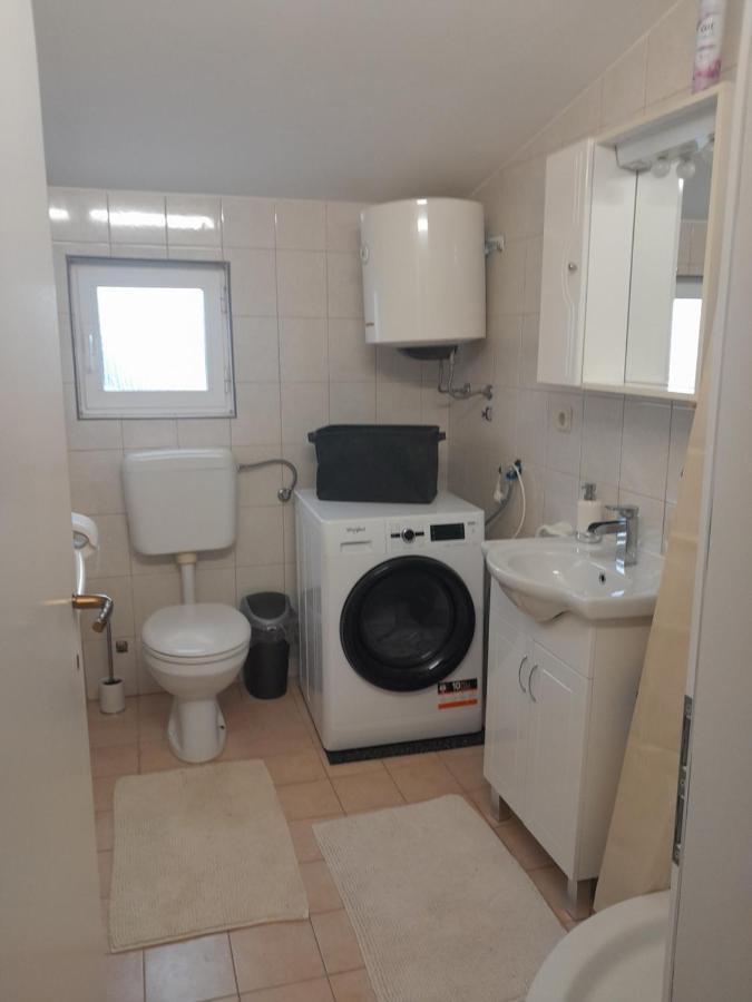 Caliente Apartments Vir B Εξωτερικό φωτογραφία
