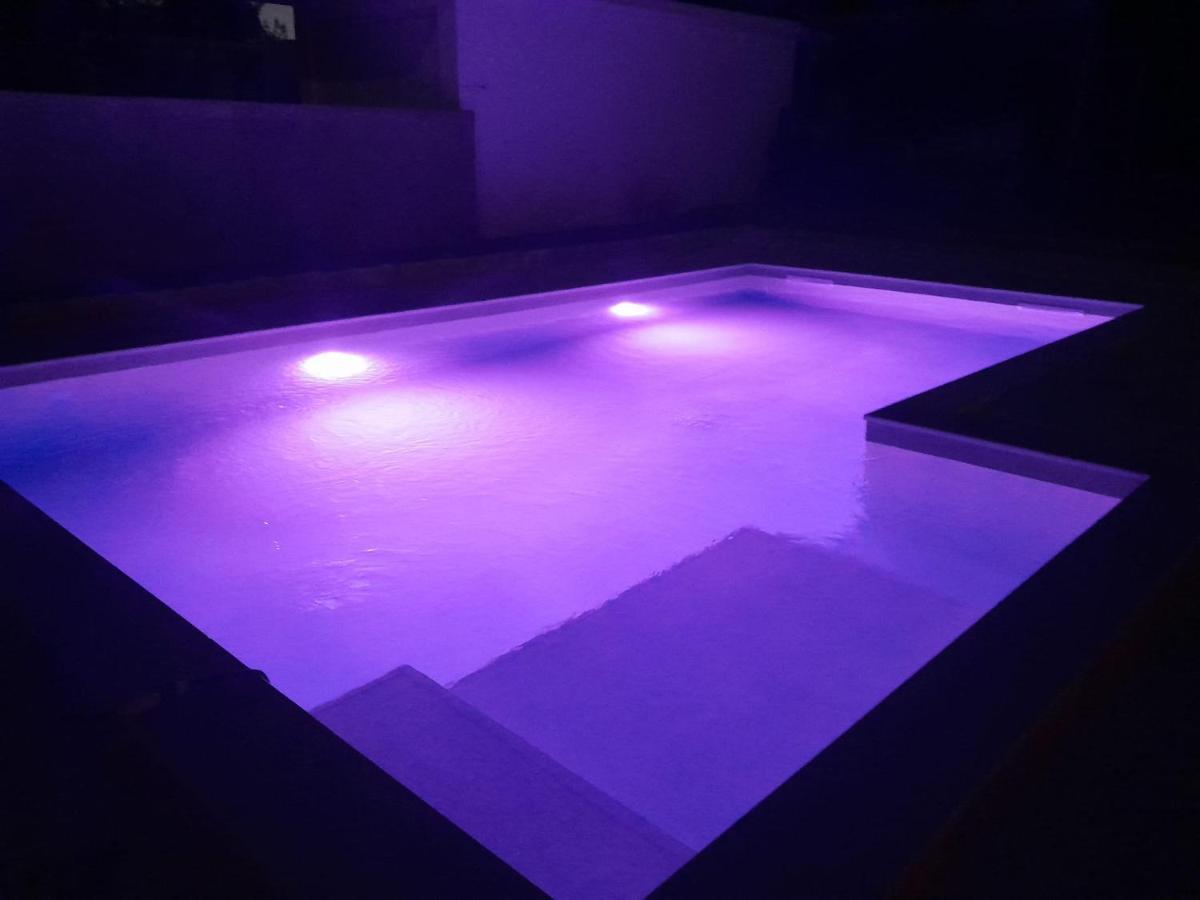 Caliente Apartments Vir B Εξωτερικό φωτογραφία